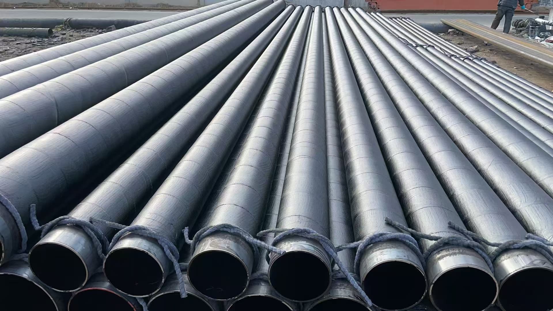 Epoxy Coal Tar coated spiral pipe