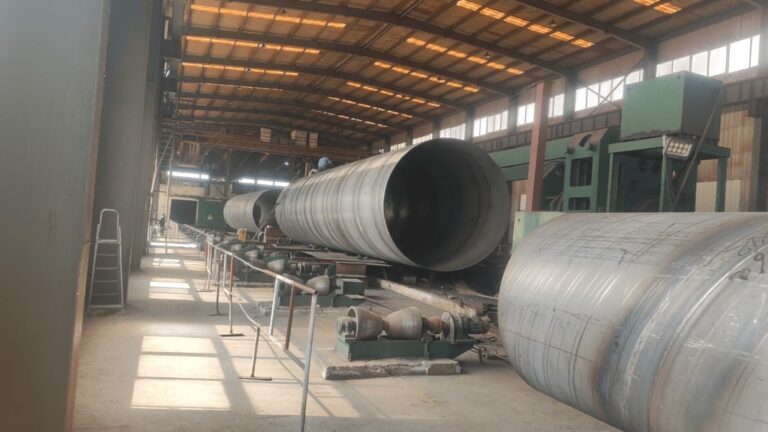 Using Large Diameter Spiral Pipe for Dredging Projects